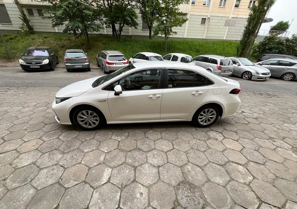 Toyota Corolla cena 89900 przebieg: 32000, rok produkcji 2021 z Warszawa małe 277